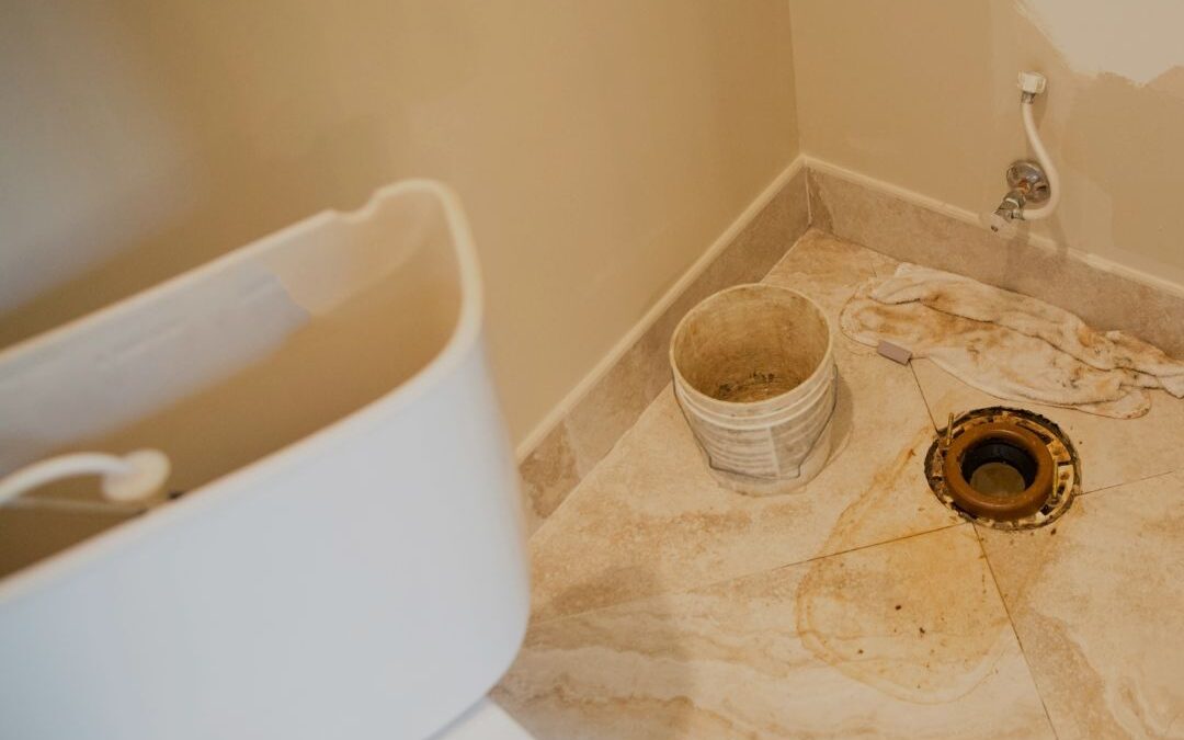 toilet-in-bathroom-being-replaced
