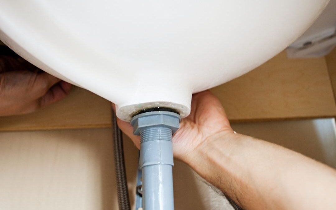 Convenient Short-Term Solutions for a Leaky Pipe in Mount Pleasant, SC