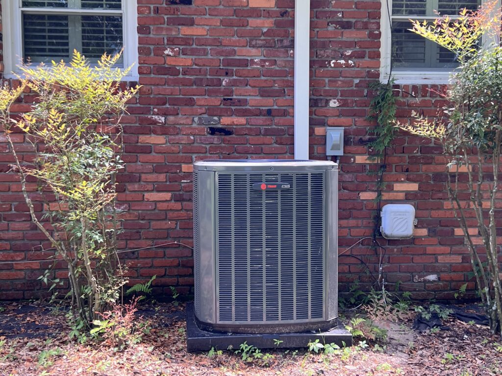 HVAC-Unit-on-side-of-home